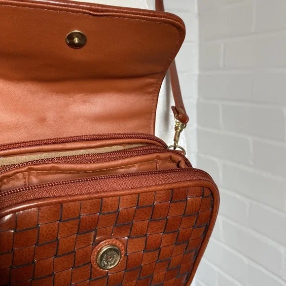 brand new purse, new crossbody bag, brown braided bag, new with tags crossbody - Picture 5 of 11